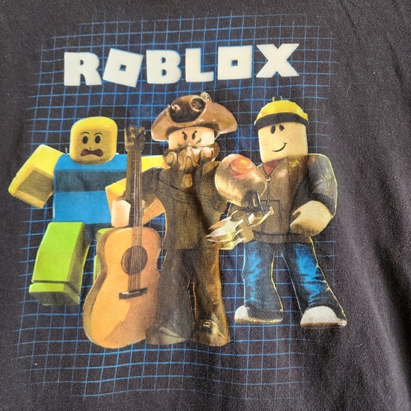 Roblox Black short sleeve shirt Size youth Medium - Picture 2 of 6